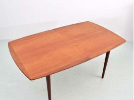 Mid-Century modern dining table in teak 6/10 seats.