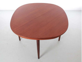 Dining set scandinave en teck. 