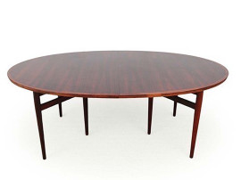 Scandinavian dining table in Rio rosewood