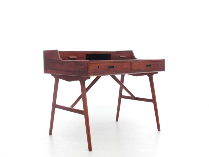 Bureau scandinave en palissandre de Rio modèle 64