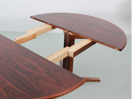 Table de repas scandinave ronde en palissandre de Rio 6/10 pers. à pied central