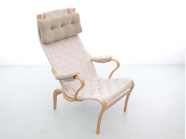 Mid-Century modern scandinavian pair of lounge chair Miranda by Bruno Mathsson