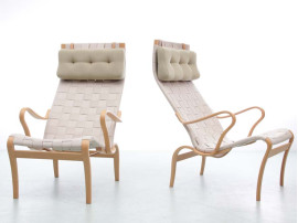 Mid-Century modern scandinavian pair of lounge chair Miranda by Bruno Mathsson