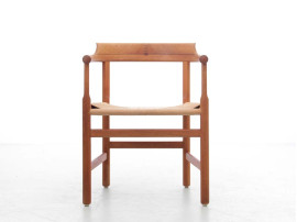 Mid century modern armchair  model Captain or PP62 by Hans Wegner for PP Møbler