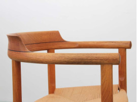 Mid century modern armchair  model Captain or PP62 by Hans Wegner for PP Møbler