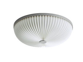 Scandinavian ceiling lamp Lamella