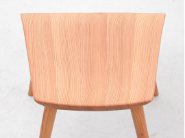 Japanese stool Petal Stool by Kotaro Mori