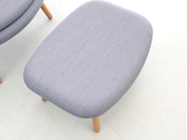 About A Lounge AAL 92 with foot stool