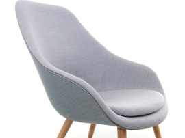 Fauteuil scandinave About A Lounge AAL 92 avec repose pieds